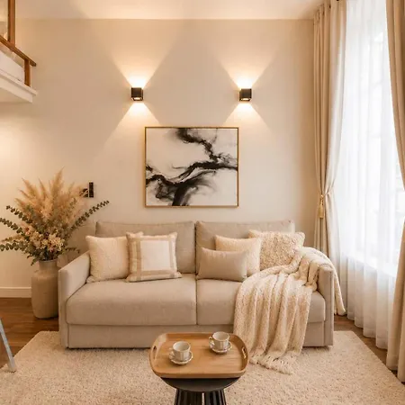 Renovated With Mezzanine In Le Marais Lejlighed Paris