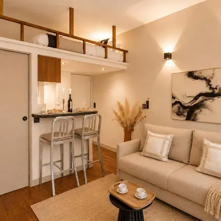 Lejlighed Renovated With Mezzanine In Le Marais *
